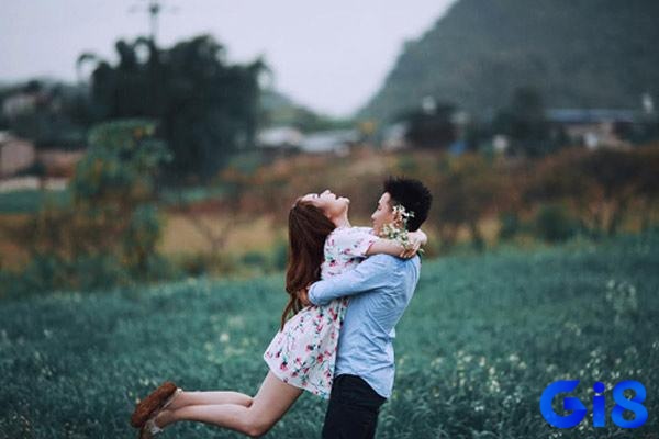 Mơ thấy Crush của mình ôm lấy mình? đây là điềm báo gì?